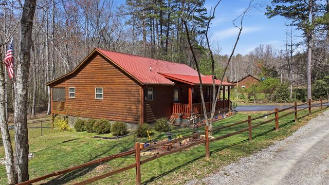 305 Woodcrest Drive, Murphy, NC 28906