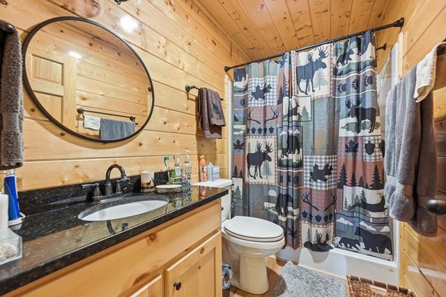 305 Woodcrest Drive, Murphy, NC 28906