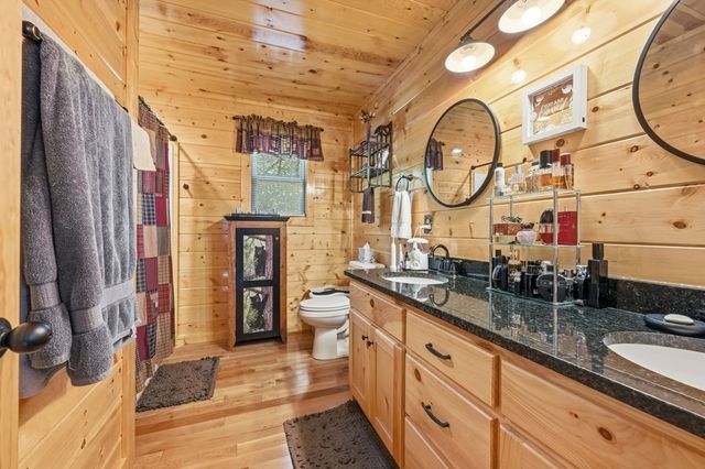 305 Woodcrest Drive, Murphy, NC 28906