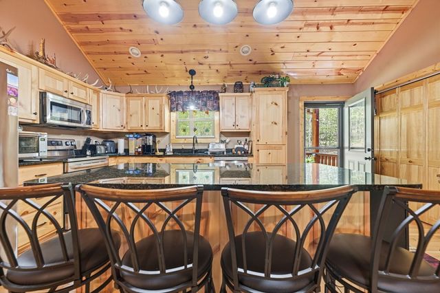 305 Woodcrest Drive, Murphy, NC 28906