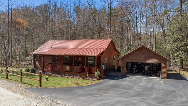 305 Woodcrest Drive, Murphy, NC 28906
