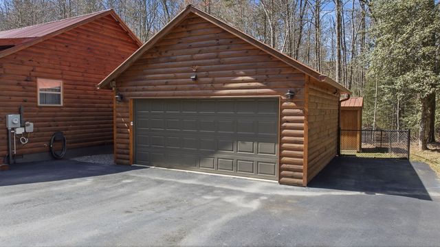 305 Woodcrest Drive, Murphy, NC 28906