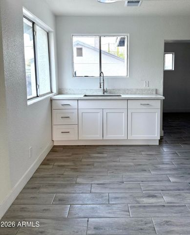 1021 E FILLMORE Street, Phoenix, AZ 85006