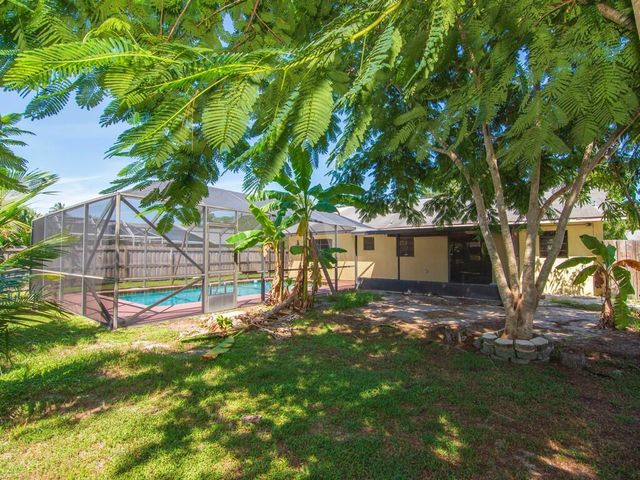 6113 Yucca Drive, Fort Pierce, FL 34982