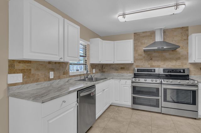 6113 Yucca Drive, Fort Pierce, FL 34982