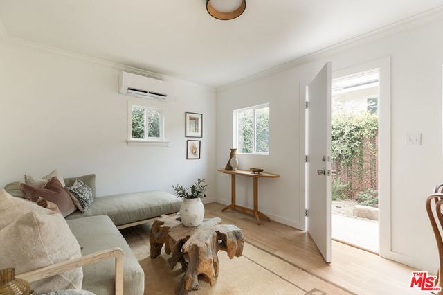 4018 Bemis Street, Los Angeles, CA 90039