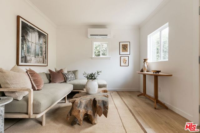4018 Bemis Street, Los Angeles, CA 90039
