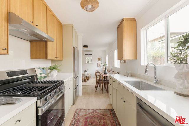 4018 Bemis Street, Los Angeles, CA 90039