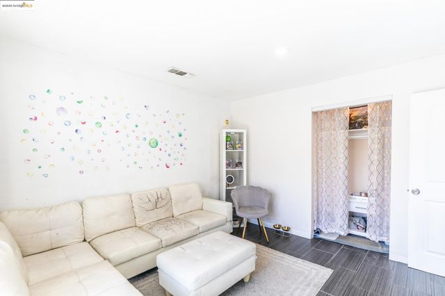 409 Johnson St, Modesto, CA 95354