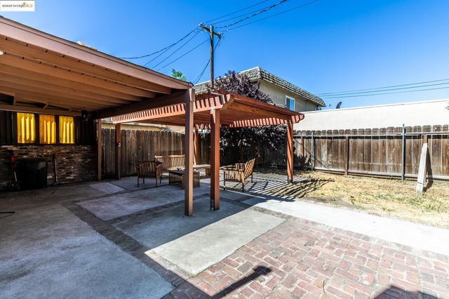 409 Johnson St, Modesto, CA 95354