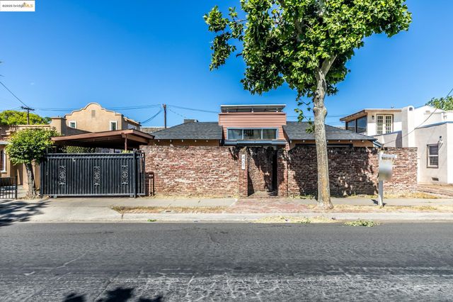 409 Johnson St, Modesto, CA 95354