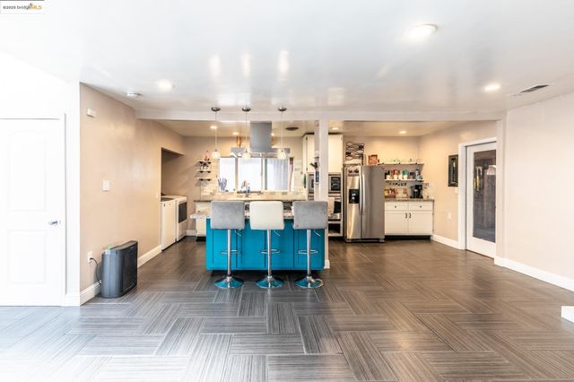 409 Johnson St, Modesto, CA 95354