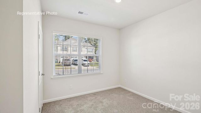 527 Dazzle Loop, Newton, NC 28658