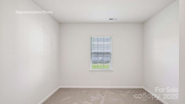 527 Dazzle Loop, Newton, NC 28658