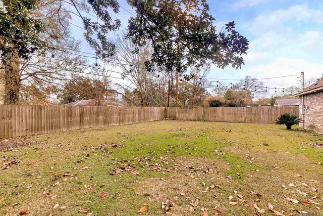 935 Marilyn Dr, Baton Rouge, LA 70815