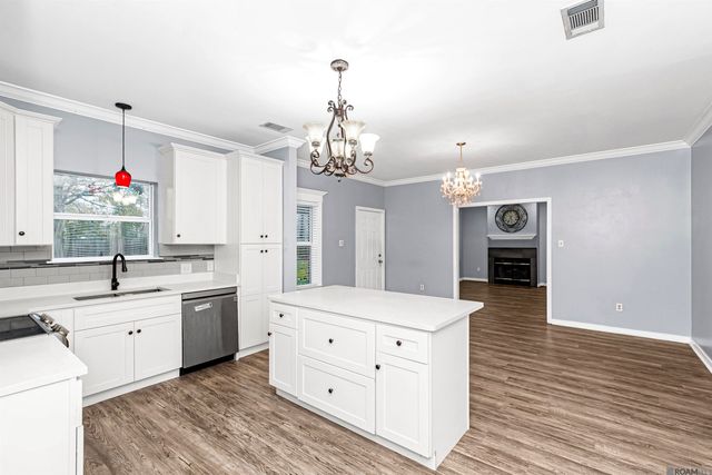 935 Marilyn Dr, Baton Rouge, LA 70815