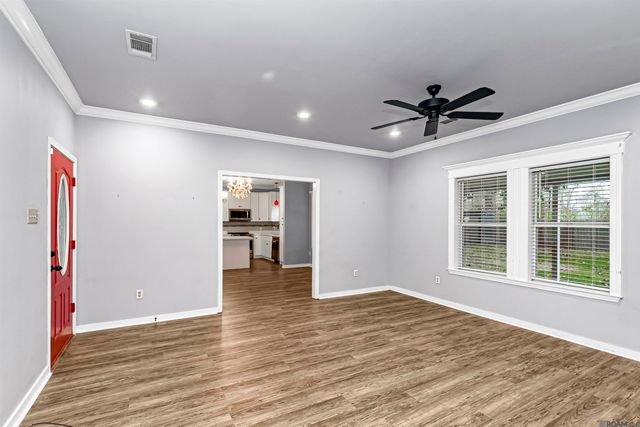 935 Marilyn Dr, Baton Rouge, LA 70815