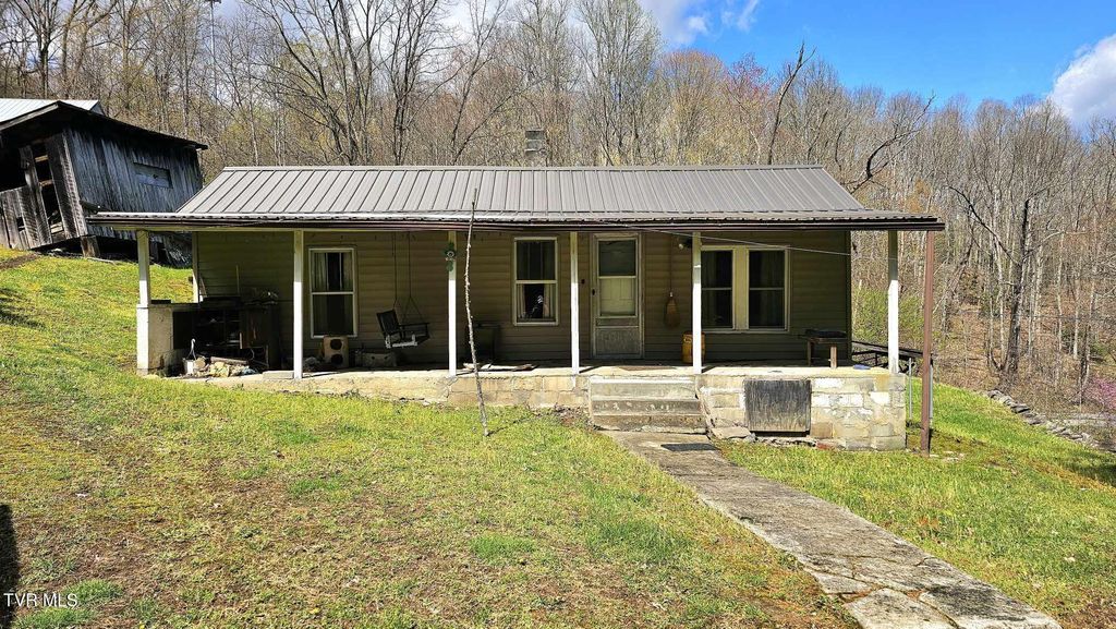 4183 Stone Mountain Road, Coeburn, VA 24230