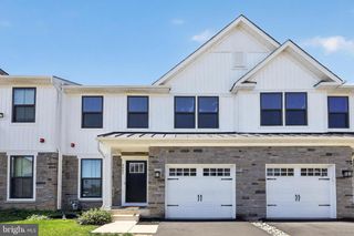 8005 MILLTOWN CIR, Cheltenham, PA 19012