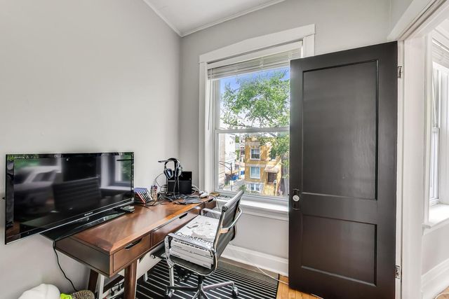 2145 W Thomas Street 3, Chicago, IL 60622