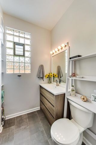 2145 W Thomas Street 3, Chicago, IL 60622