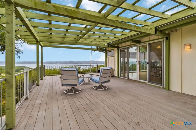 329 Vip Drive, Canyon Lake, TX 78133