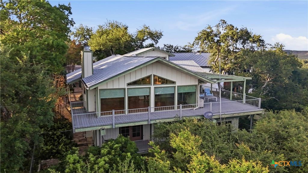 329 Vip Drive, Canyon Lake, TX 78133