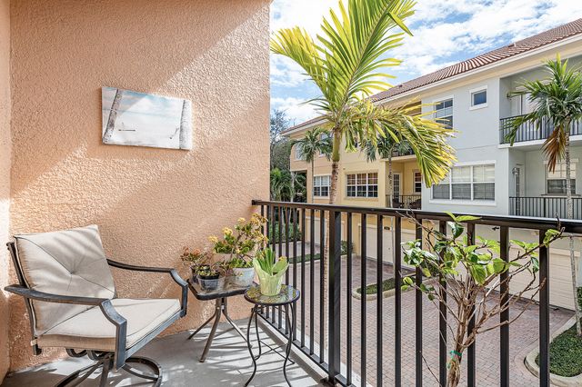 2455 San Pietro Circle, Palm Beach Gardens, FL 33410