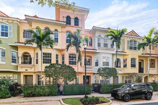 2455 San Pietro Circle, Palm Beach Gardens, FL 33410