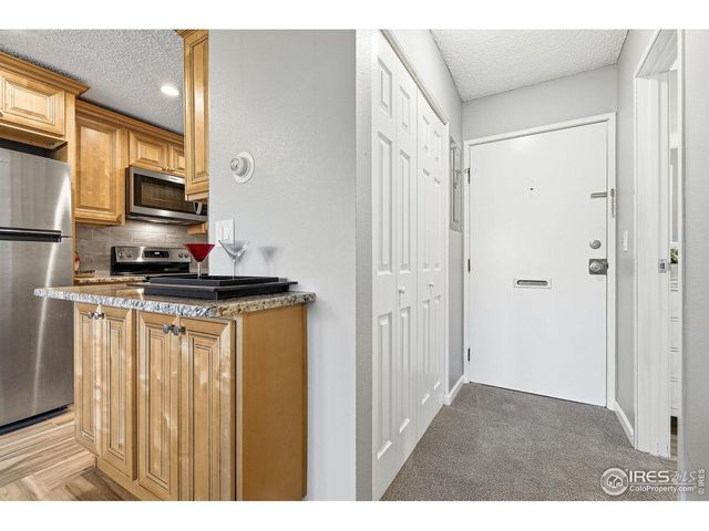 3240 Iris Ave G-205, Boulder, CO 80301