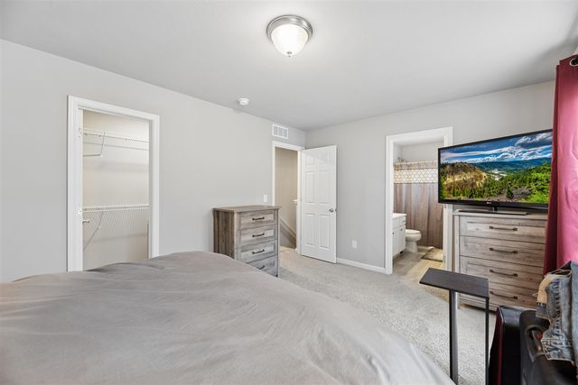 925 Richard Avenue, Watervliet, MI 49098