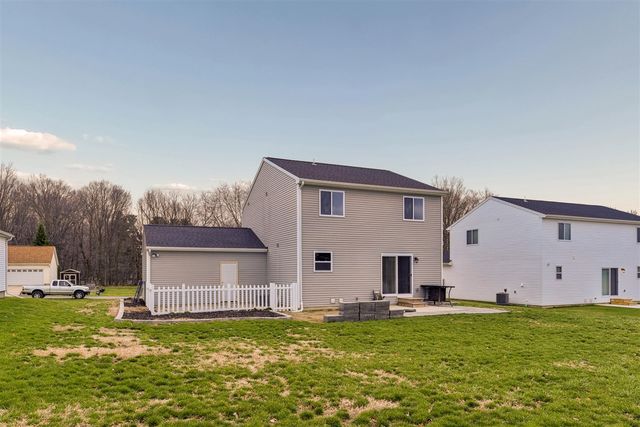 925 Richard Avenue, Watervliet, MI 49098