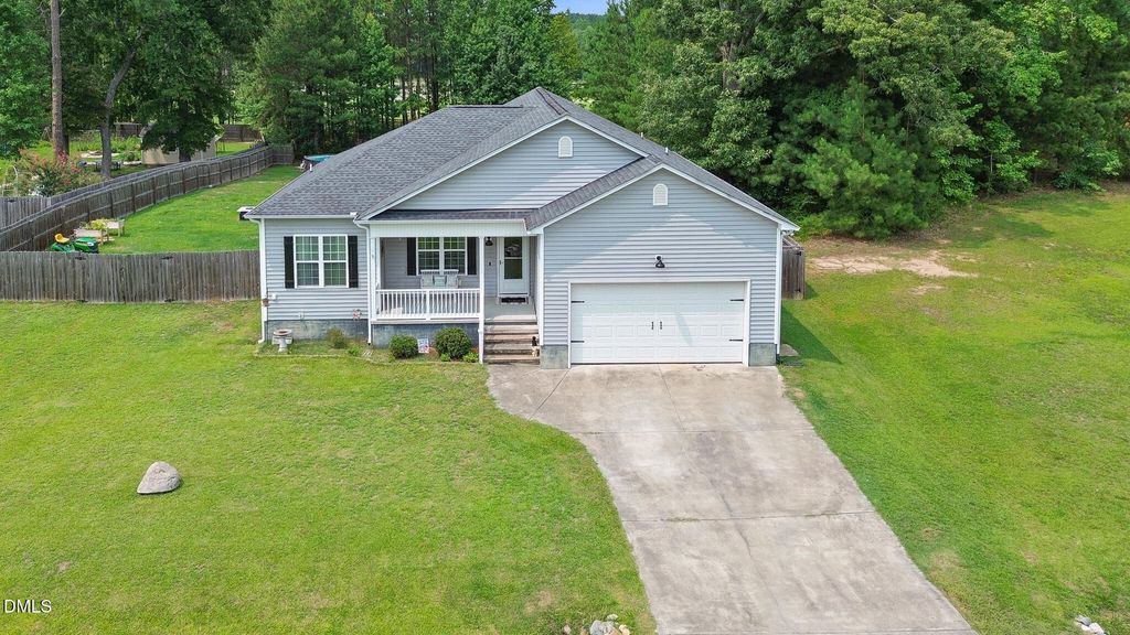 10417 Carsons Creek Drive, Zebulon, NC 27597