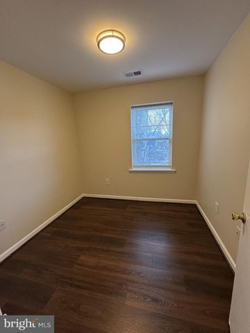 3130 BUENA VISTA TERRACE, Washington, DC 20020