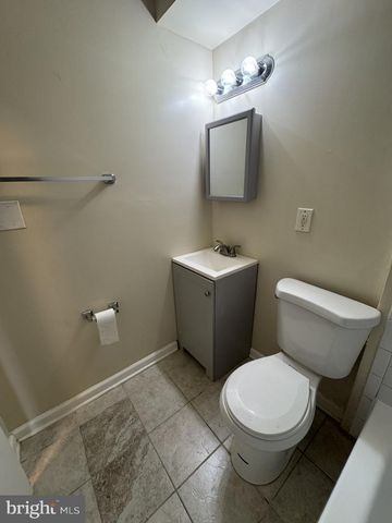 3130 BUENA VISTA TERRACE, Washington, DC 20020