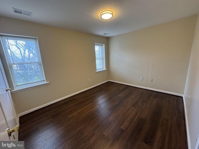 3130 BUENA VISTA TERRACE, Washington, DC 20020