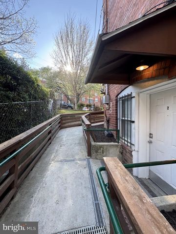 3130 BUENA VISTA TERRACE, Washington, DC 20020
