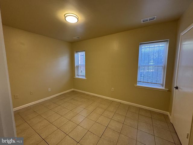 3130 BUENA VISTA TERRACE, Washington, DC 20020