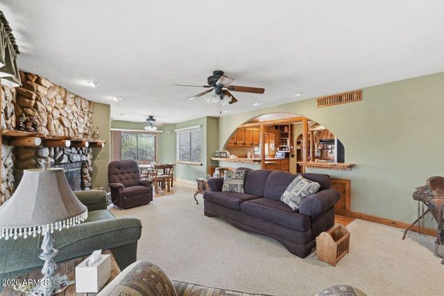 44040 N 7TH Avenue, New River, AZ 85087