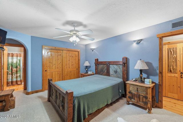 44040 N 7TH Avenue, New River, AZ 85087