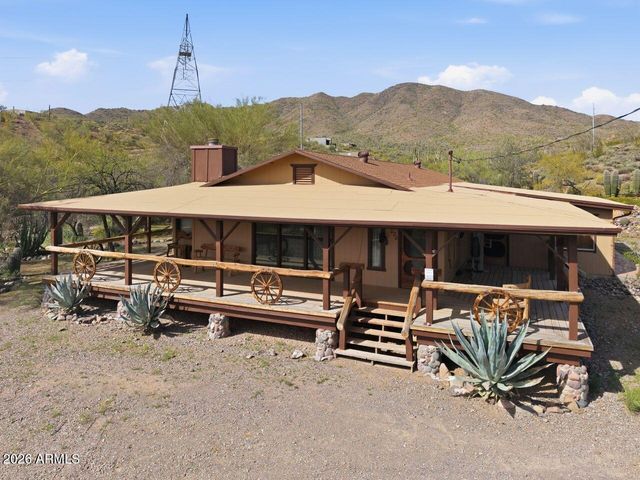 44040 N 7TH Avenue, New River, AZ 85087