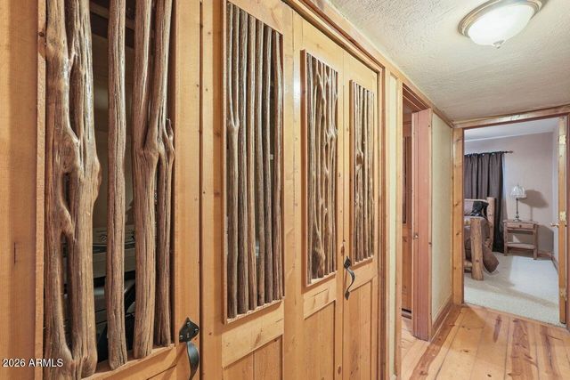 44040 N 7TH Avenue, New River, AZ 85087