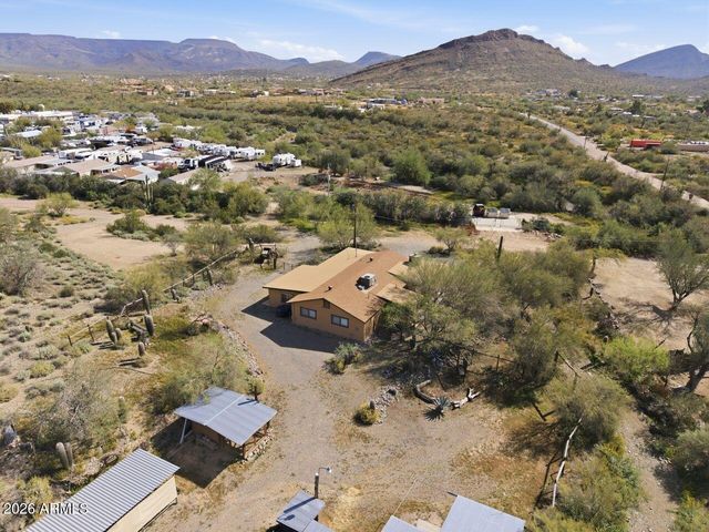 44040 N 7TH Avenue, New River, AZ 85087