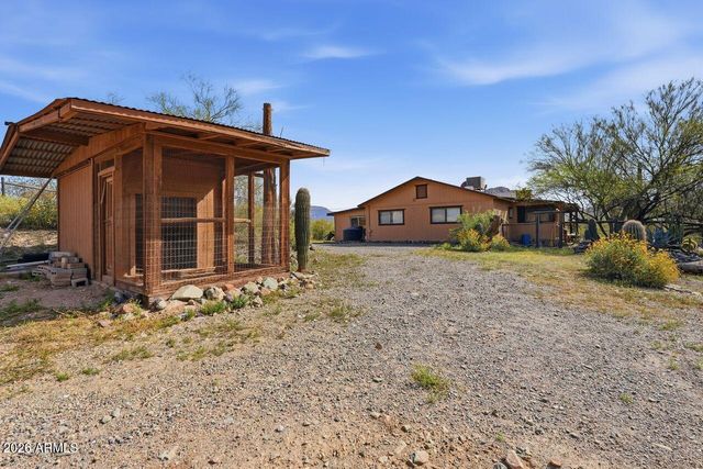 44040 N 7TH Avenue, New River, AZ 85087