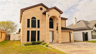 1011 W Douglas Street, Pharr, TX 78577