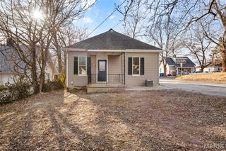 420 S Aurora Street, Collinsville, IL 62234