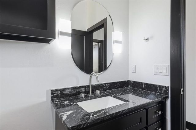 2436 Canyon Circle, Blanchard, OK 73010