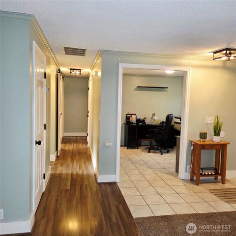 6919 90th Street E, Puyallup, WA 98371