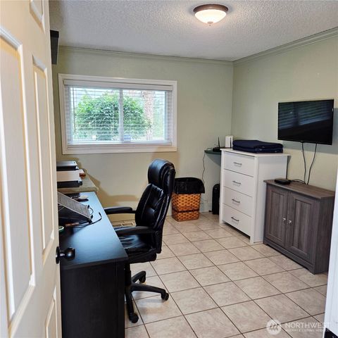 6919 90th Street E, Puyallup, WA 98371