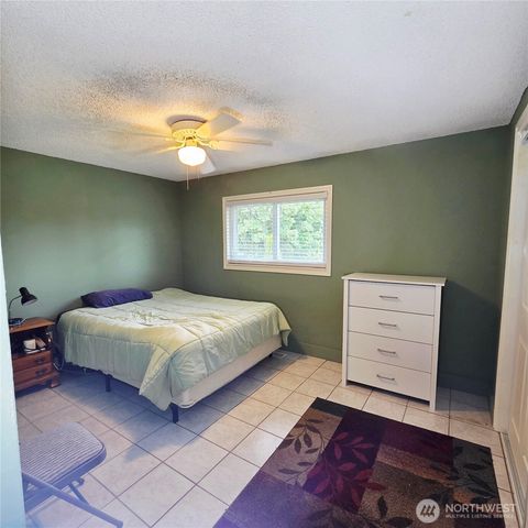 6919 90th Street E, Puyallup, WA 98371